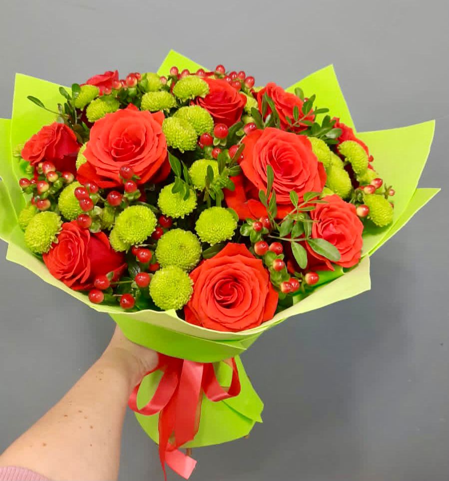 Букет цветов из: Хризантемы и Розы в Жилино-2