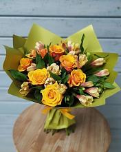 Букет цветов из:  Альстромерии и Розы в Жилино-2