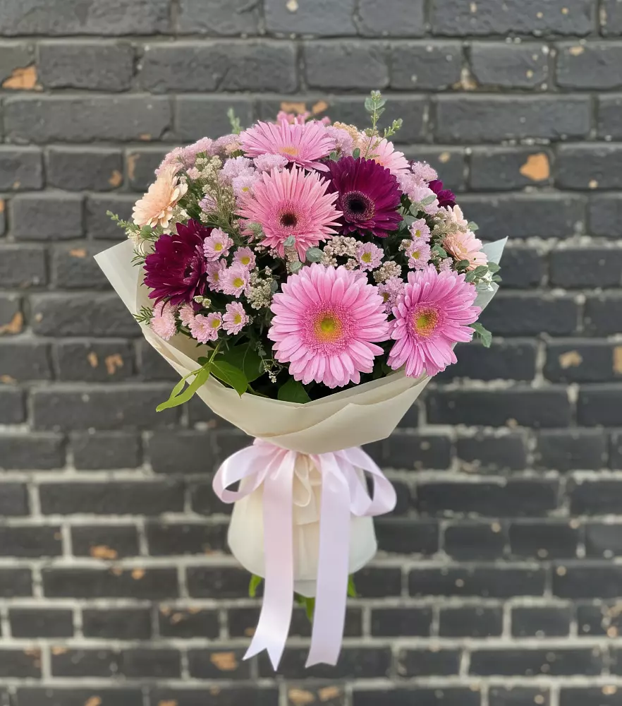 Букет цветов из: Герберы и Хризантемы в Жилино-2