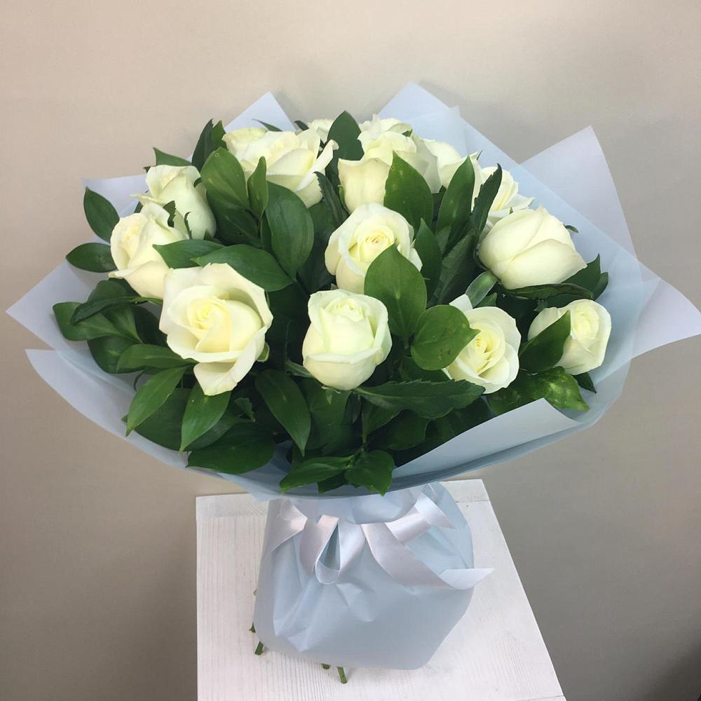 Букет 15 Белых роз Проуд в Жилино-2