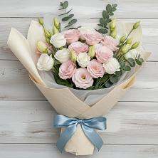 Букет цветов из:  Лизиантусы в Жилино-2