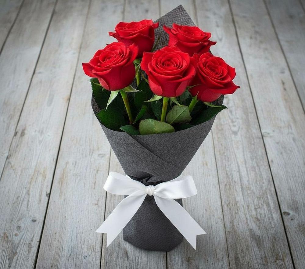 Букет 5 Красных роз Эдлесс Лав в Жилино-2