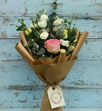 Букет цветов из:  Розы и Лизиантусы в Жилино-2