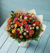 Букет Микс из разноцветных кустовых роз в Жилино-2